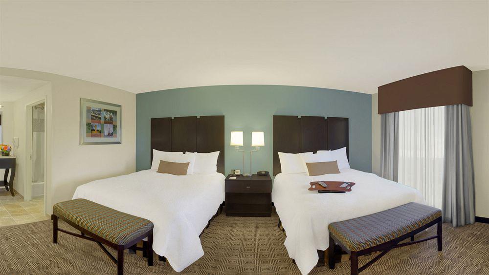 Hampton Inn & Suites Yonkers Exterior foto