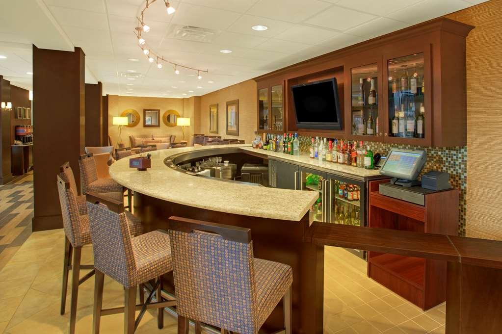Hampton Inn & Suites Yonkers Restaurante foto