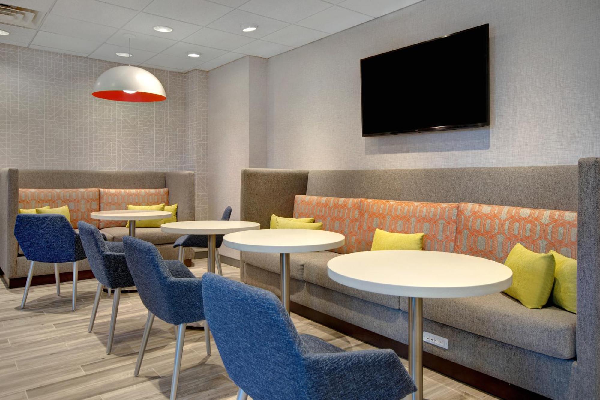 Hampton Inn & Suites Yonkers Exterior foto