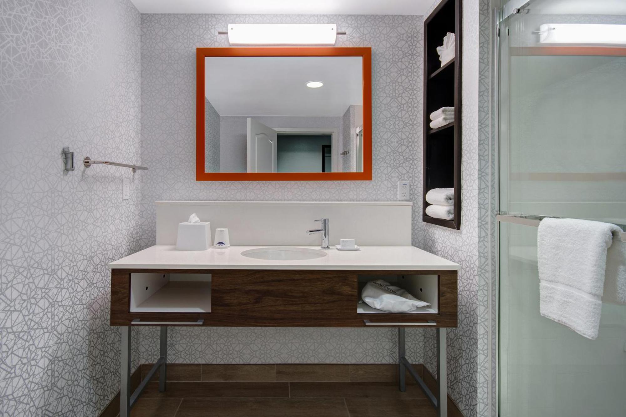 Hampton Inn & Suites Yonkers Habitación foto