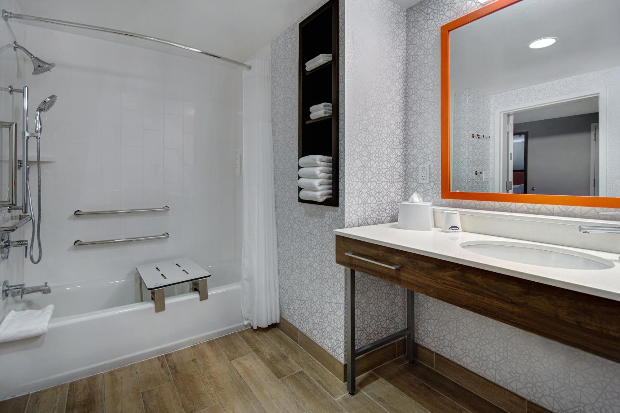 Hampton Inn & Suites Yonkers Habitación foto
