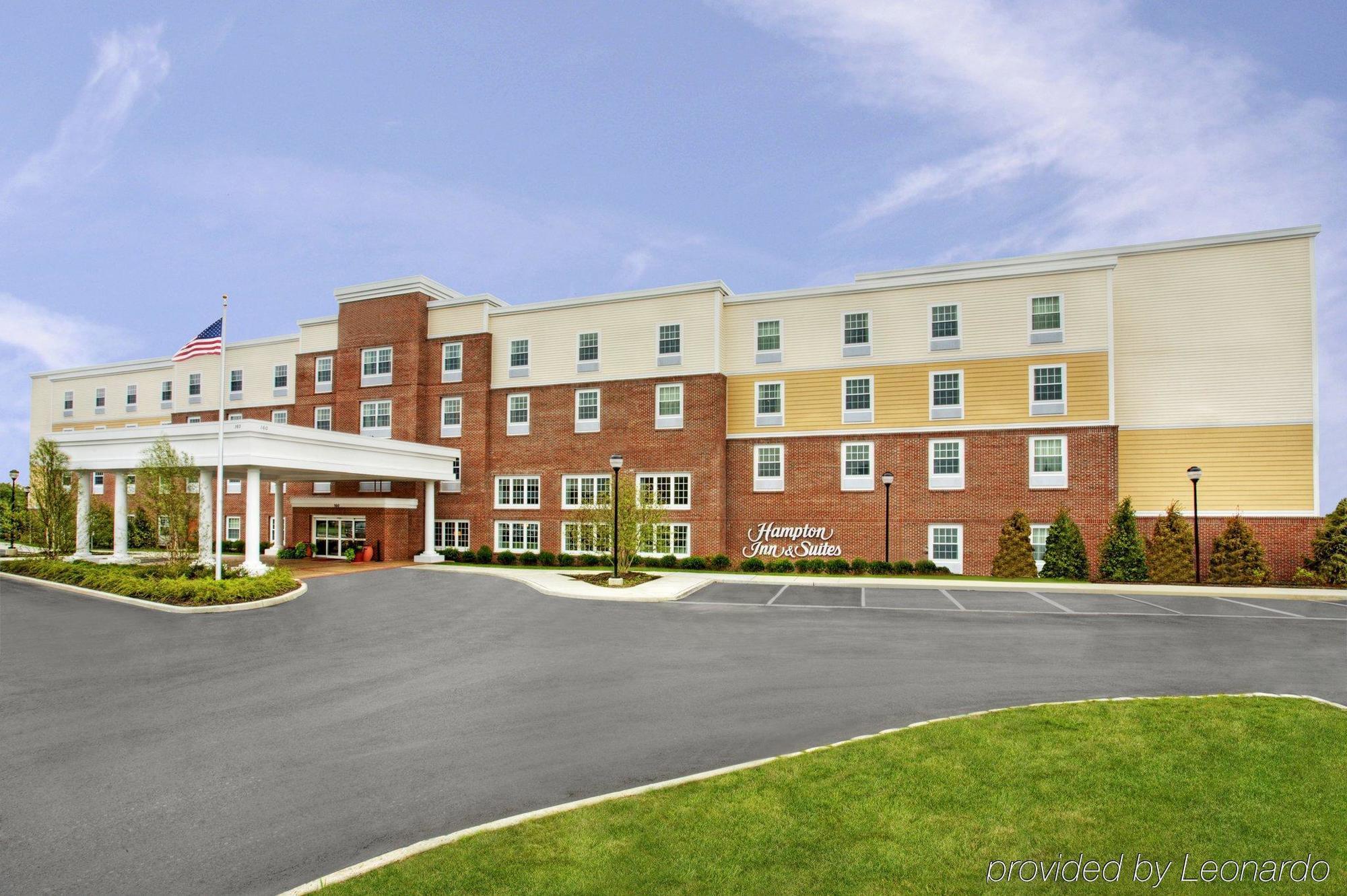 Hampton Inn & Suites Yonkers Exterior foto