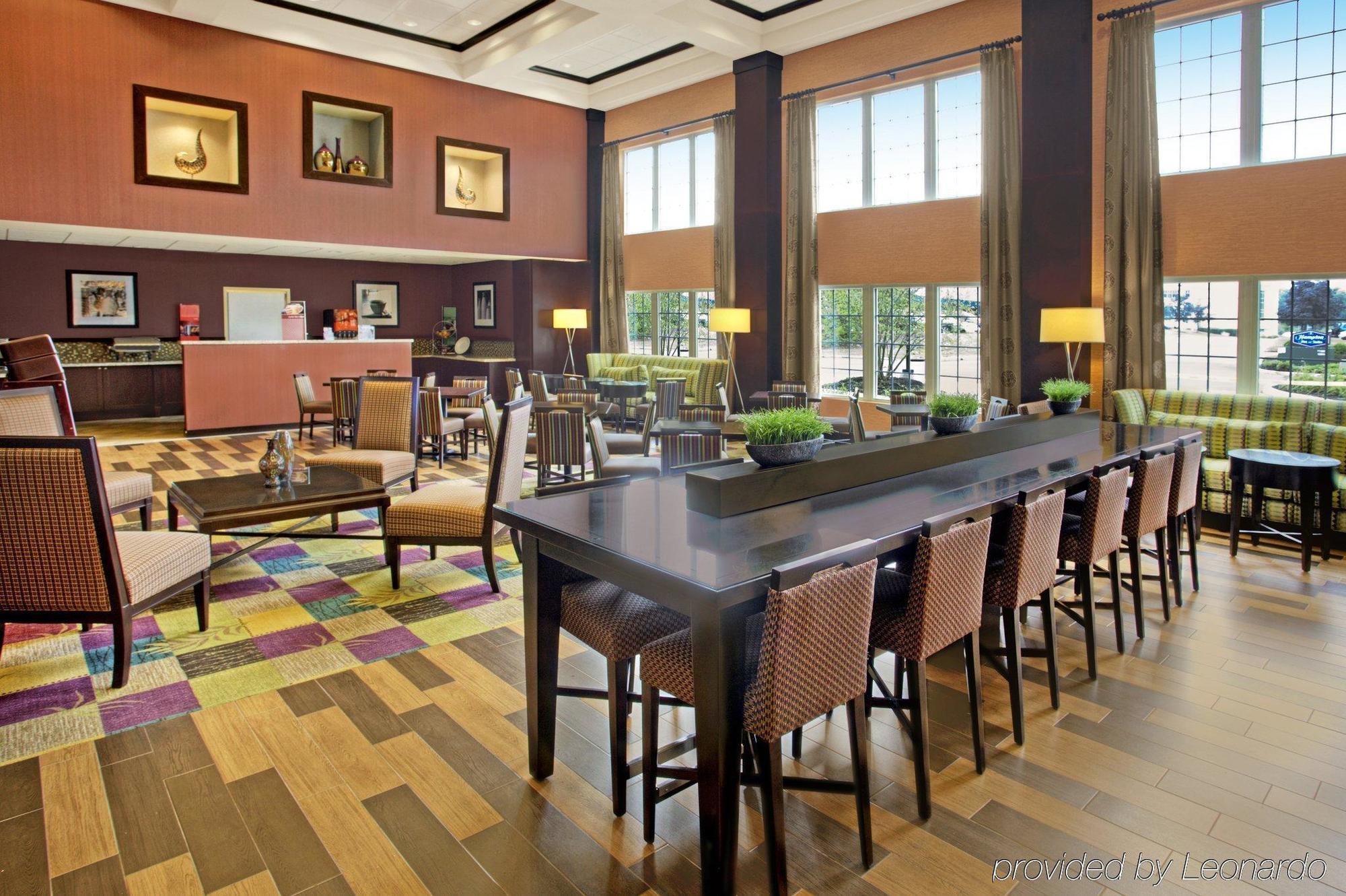Hampton Inn & Suites Yonkers Restaurante foto