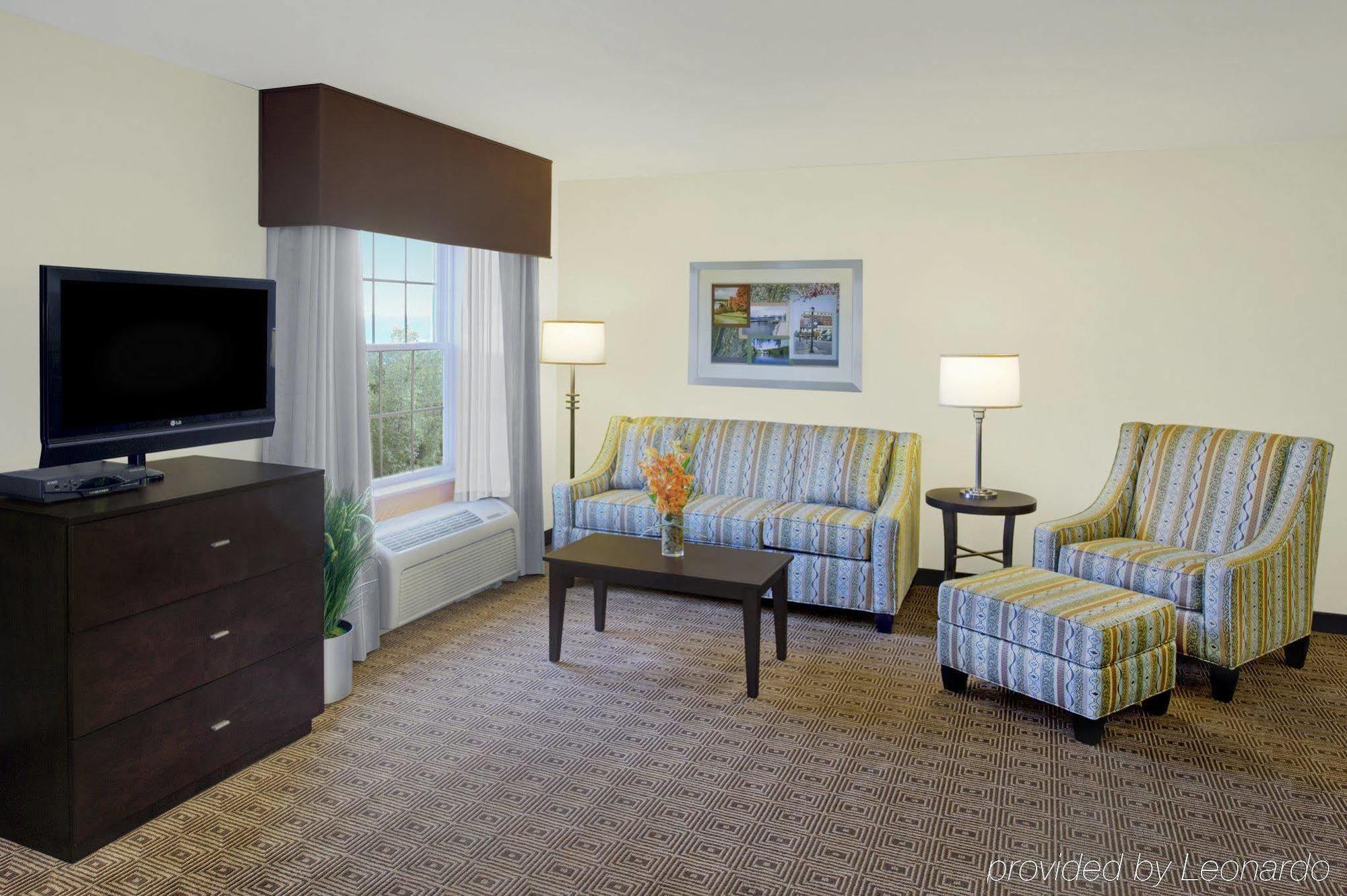 Hampton Inn & Suites Yonkers Habitación foto