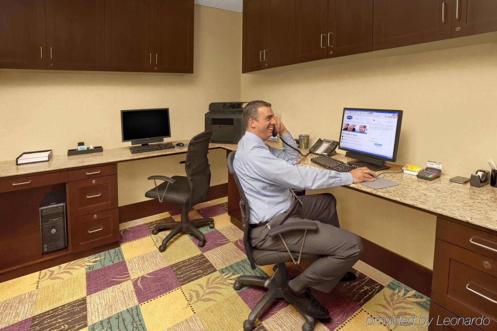 Hampton Inn & Suites Yonkers Facilidades foto